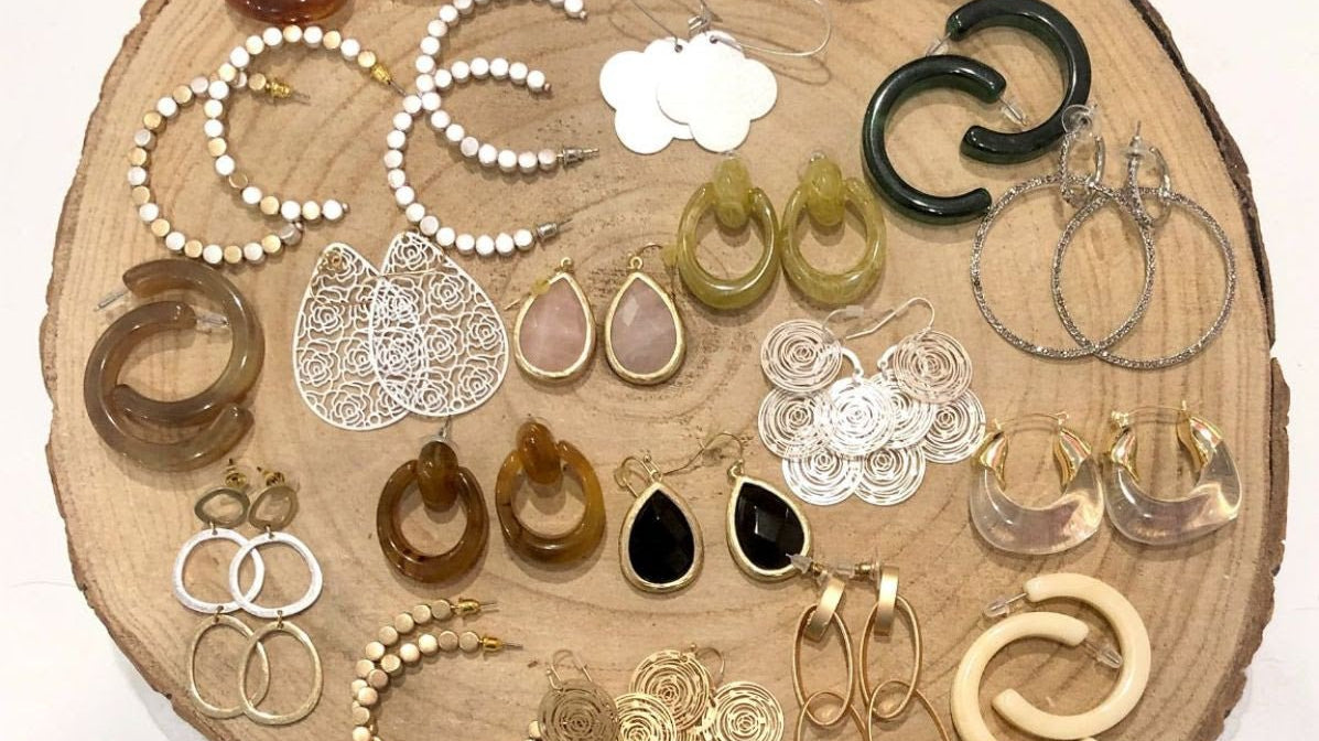 Hoops, Loops and Baubles - Lesley Evers