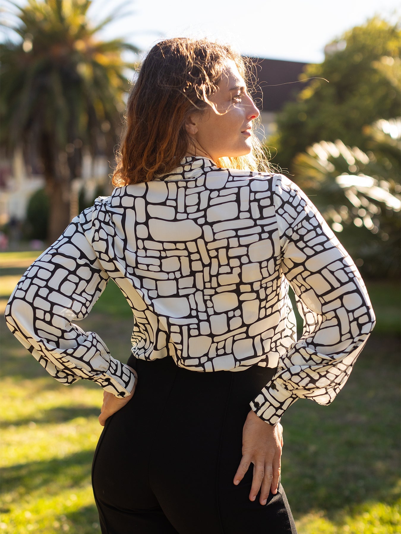 ALESSANDRA blouse Pebbles Ivory - Lesley Evers - Black - Shop - Shop/All Products