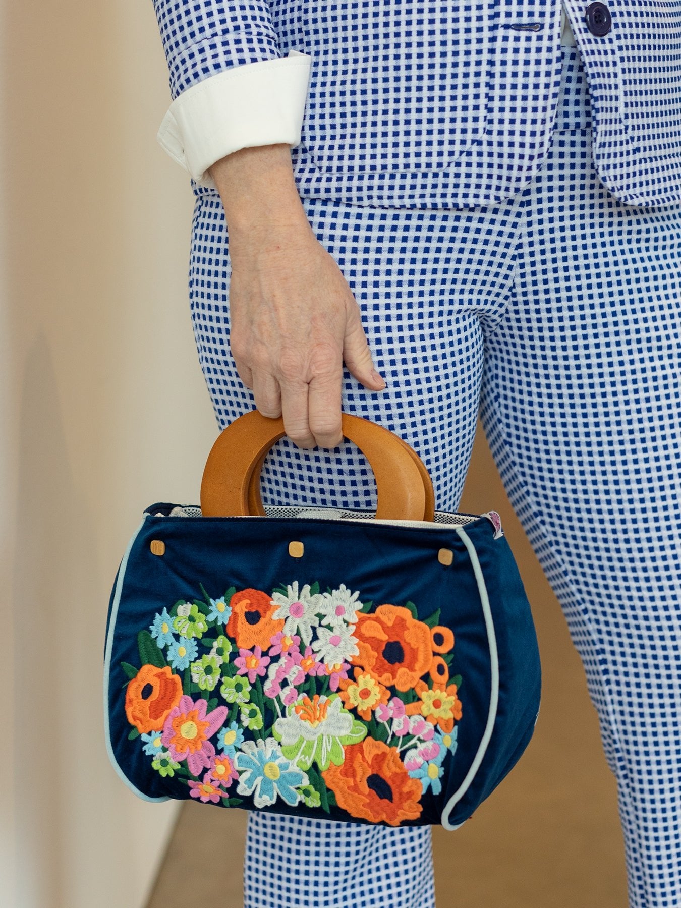 BAG COVER embroidered velvet Bouquet Bliss - Lesley Evers - Accessories - birds - Bonnie cover