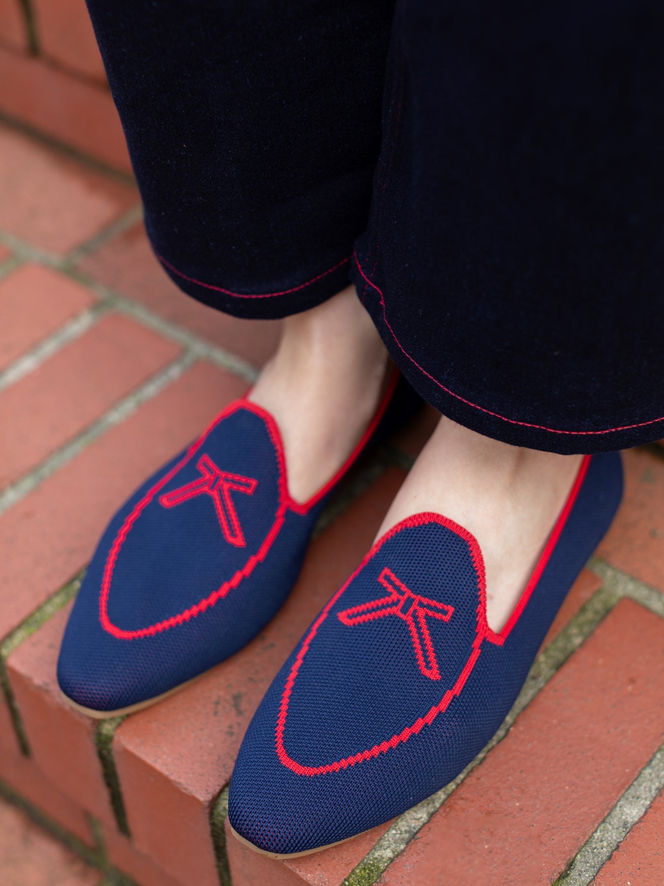 BELGIAN LOAFER Navy & Red - Lesley Evers - knit shoe - loafer - shoe