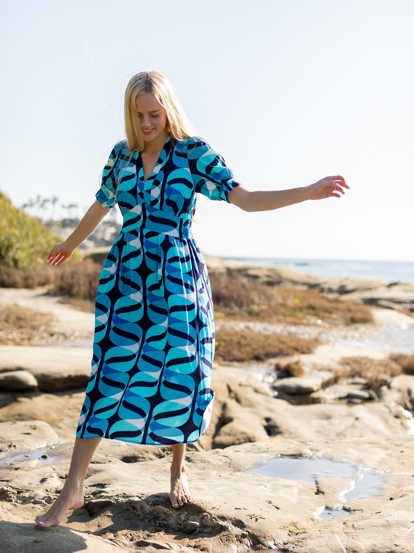 CAROLINE dress Twist Navy - Lesley Evers - Dress - Navy - navy dress