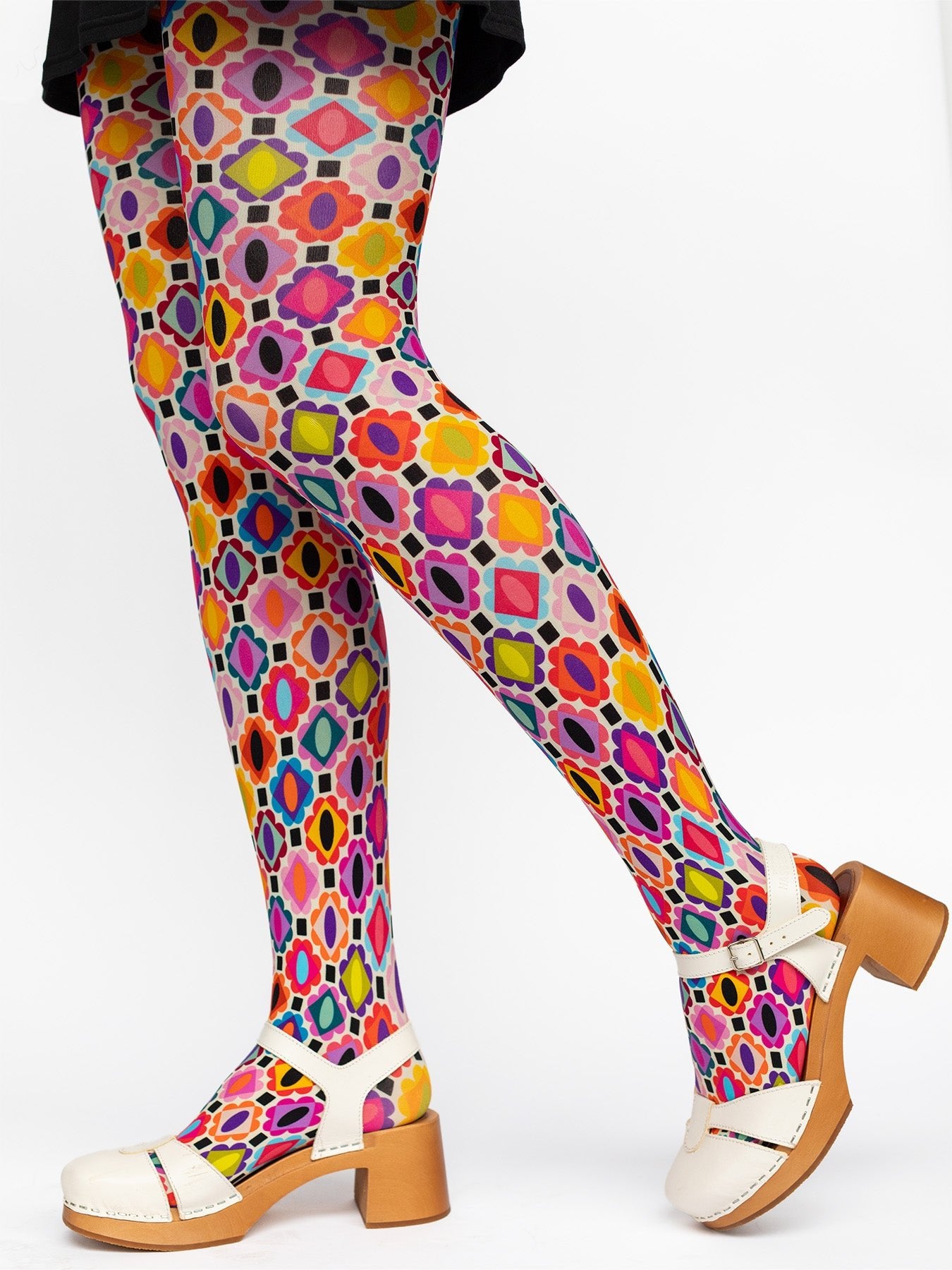 COCO tights Gems - Lesley Evers - 23pinkrobeset - colorful - Colorful patterned tights