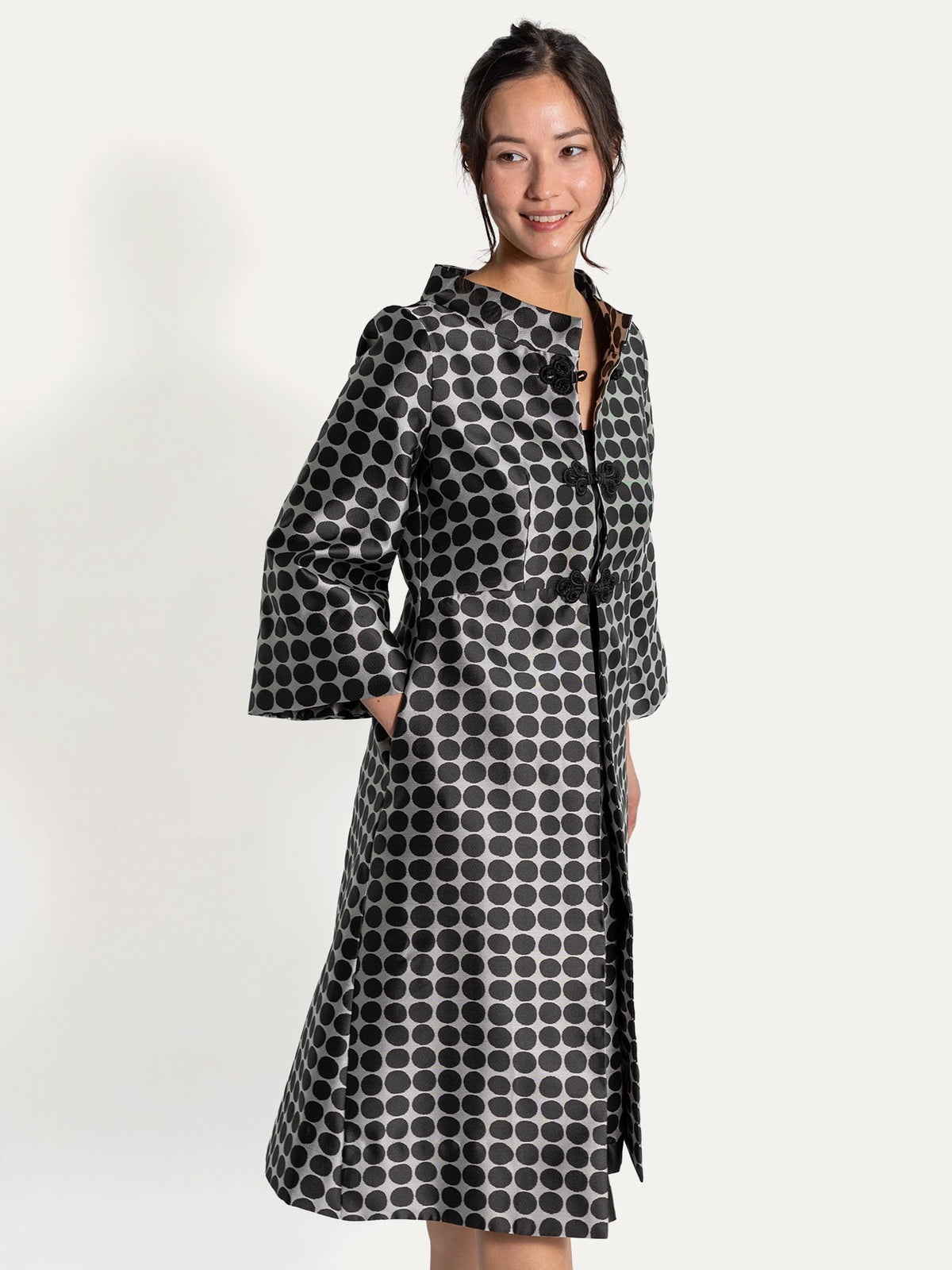 DAPHNE coat Black Dots - Lesley Evers-Best Seller-coat-daphne