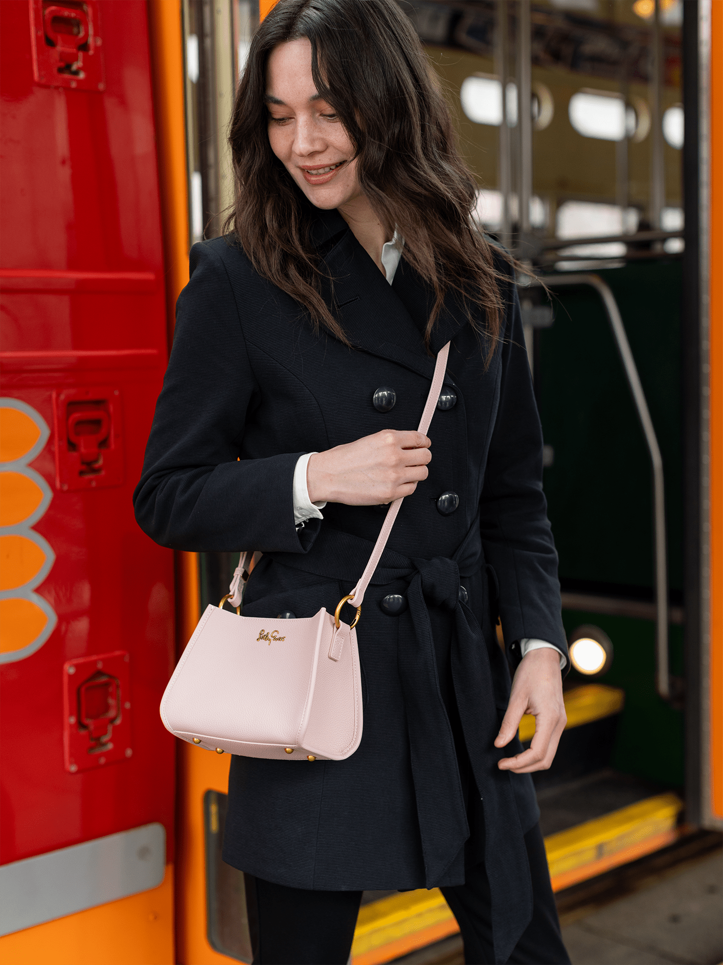 DOTTIE Leather Handbag Pink - Lesley Evers - Accessories - Bonnie cover - Giftable