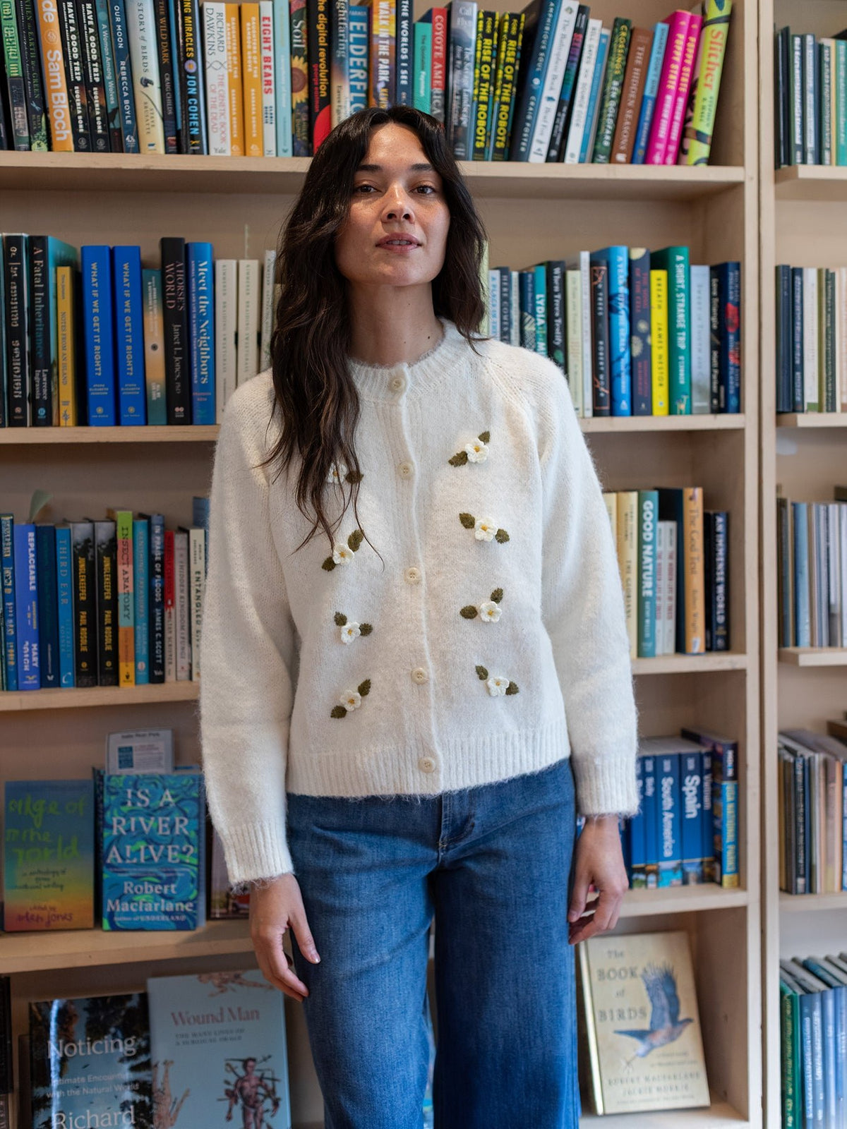 HAZEL cardigan Ivory - Lesley Evers-cardigan-dinner with friends-emma