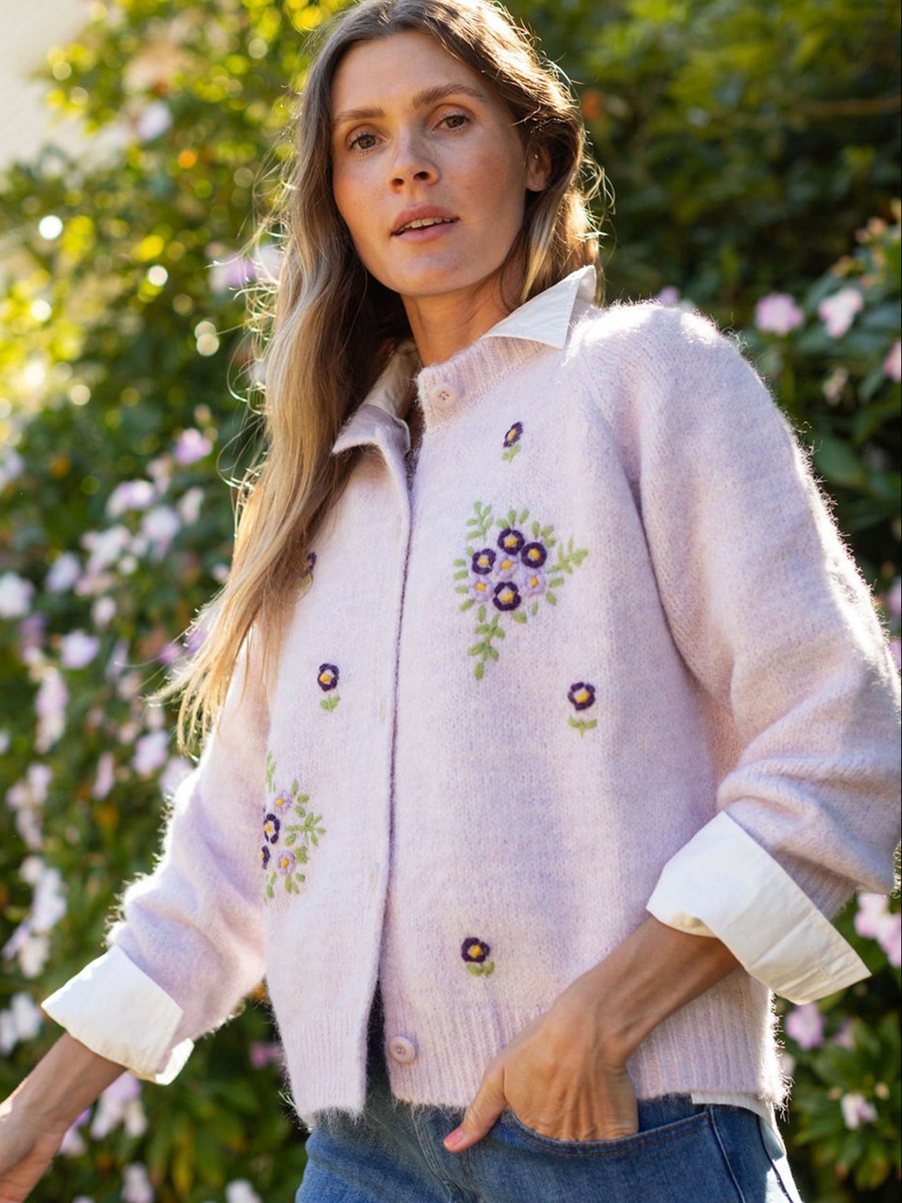 HAZEL cardigan Lavender - Lesley Evers-cardigan-dinner with friends-emma