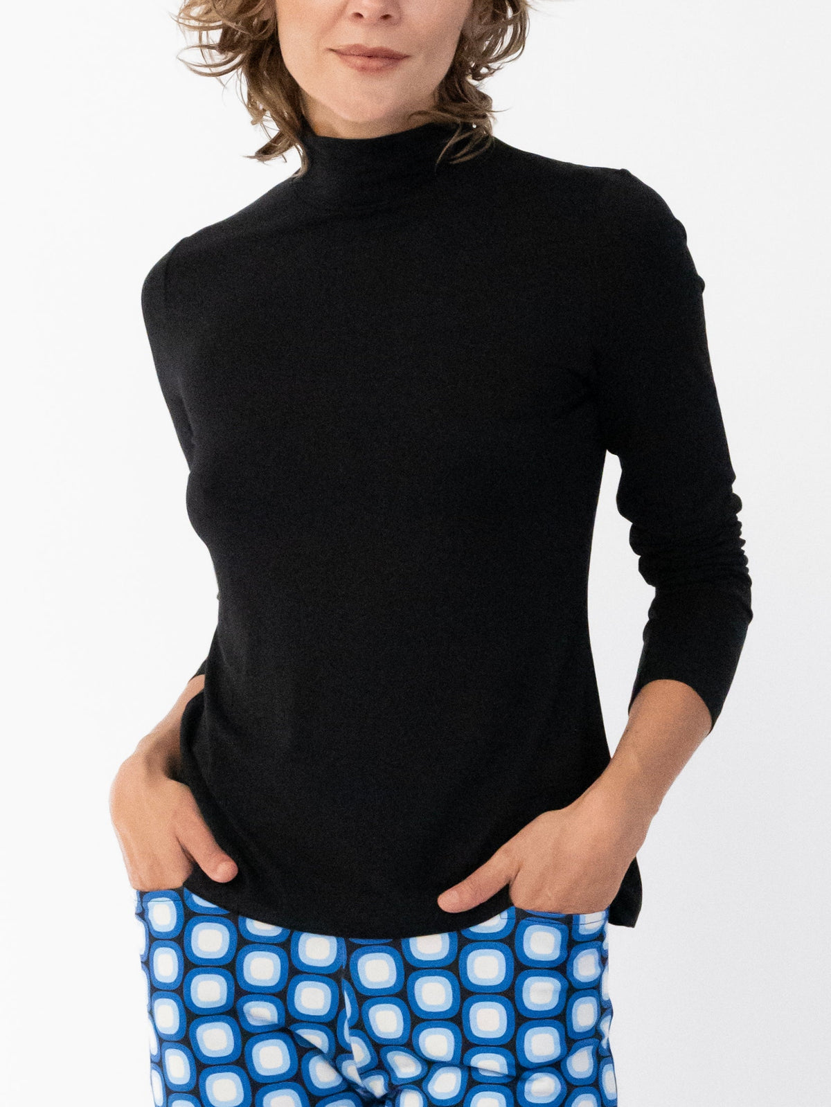 IDA tee Black - Lesley Evers-basics-ida-long sleeve