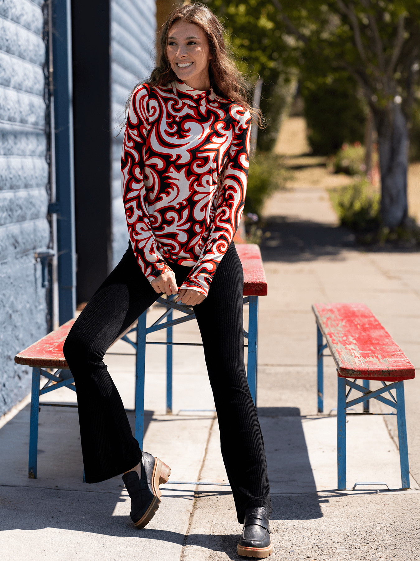 IDA tee Filigree Red - Lesley Evers - basics - ida - long sleeve