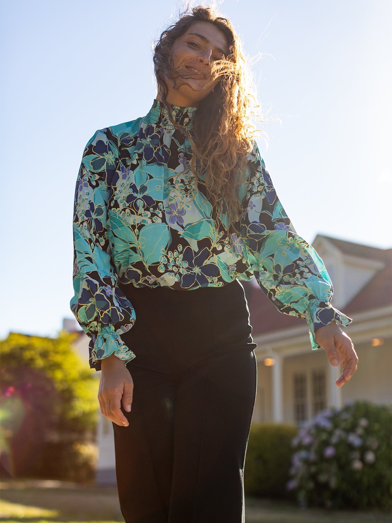 INGRID blouse Plum Blossom Blue - Lesley Evers - Shop - Shop/All Products - Shop/Separates
