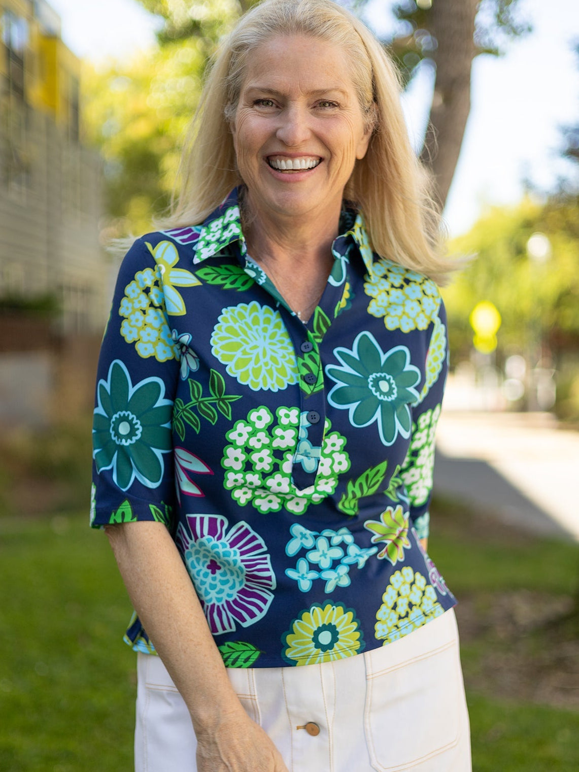 KIMMY top Dazzle Flower Navy - Lesley Evers - Button Top - clothing - colorful