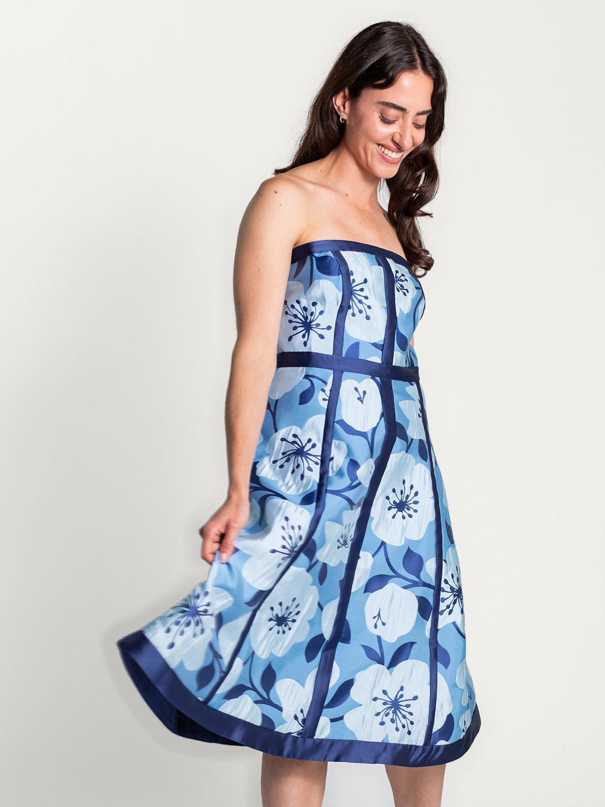 LILA dress Garden Wall Blue - Lesley Evers-Dress-gown-new