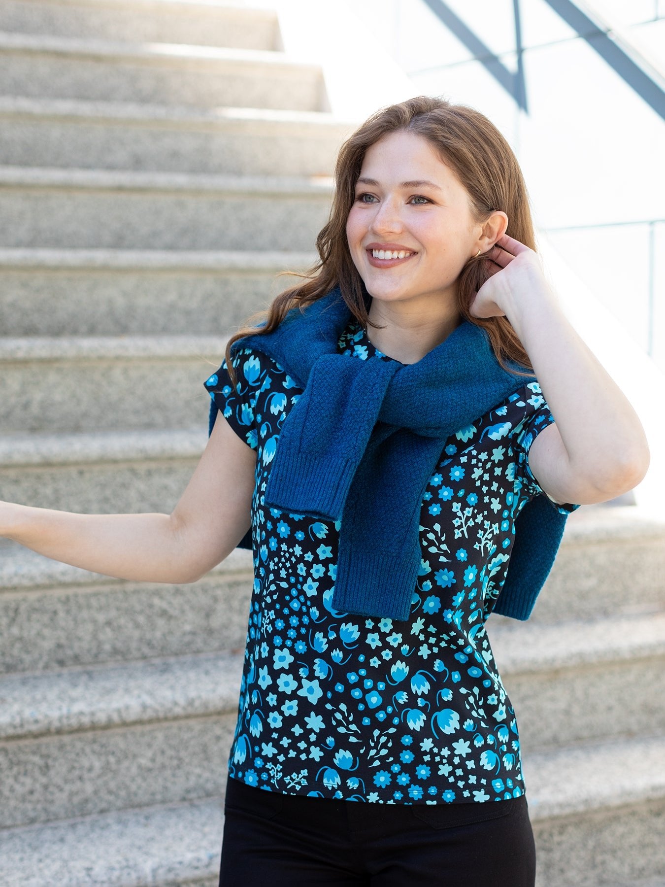 MAISIE cotton tee Blossom Breeze Blue - Lesley Evers - Best Seller - Shop - Shop/All Products