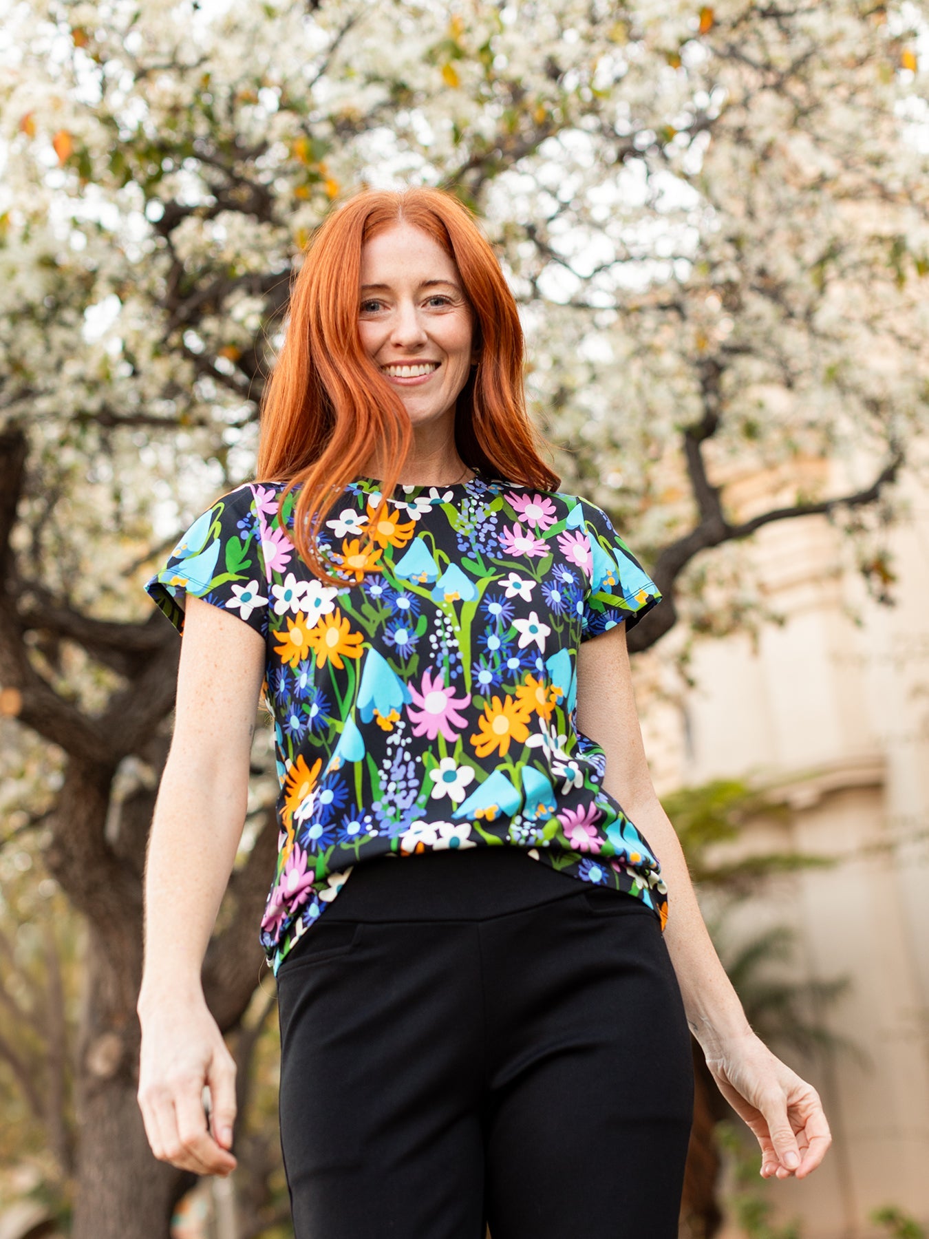 MAISIE cotton tee Wildflowers Blue - Lesley Evers - Best Seller - Shop - Shop/All Products