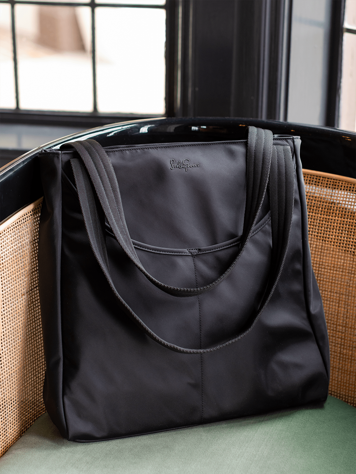 NORA tote Black - Lesley Evers - Accessories - carryon bag - Giftable