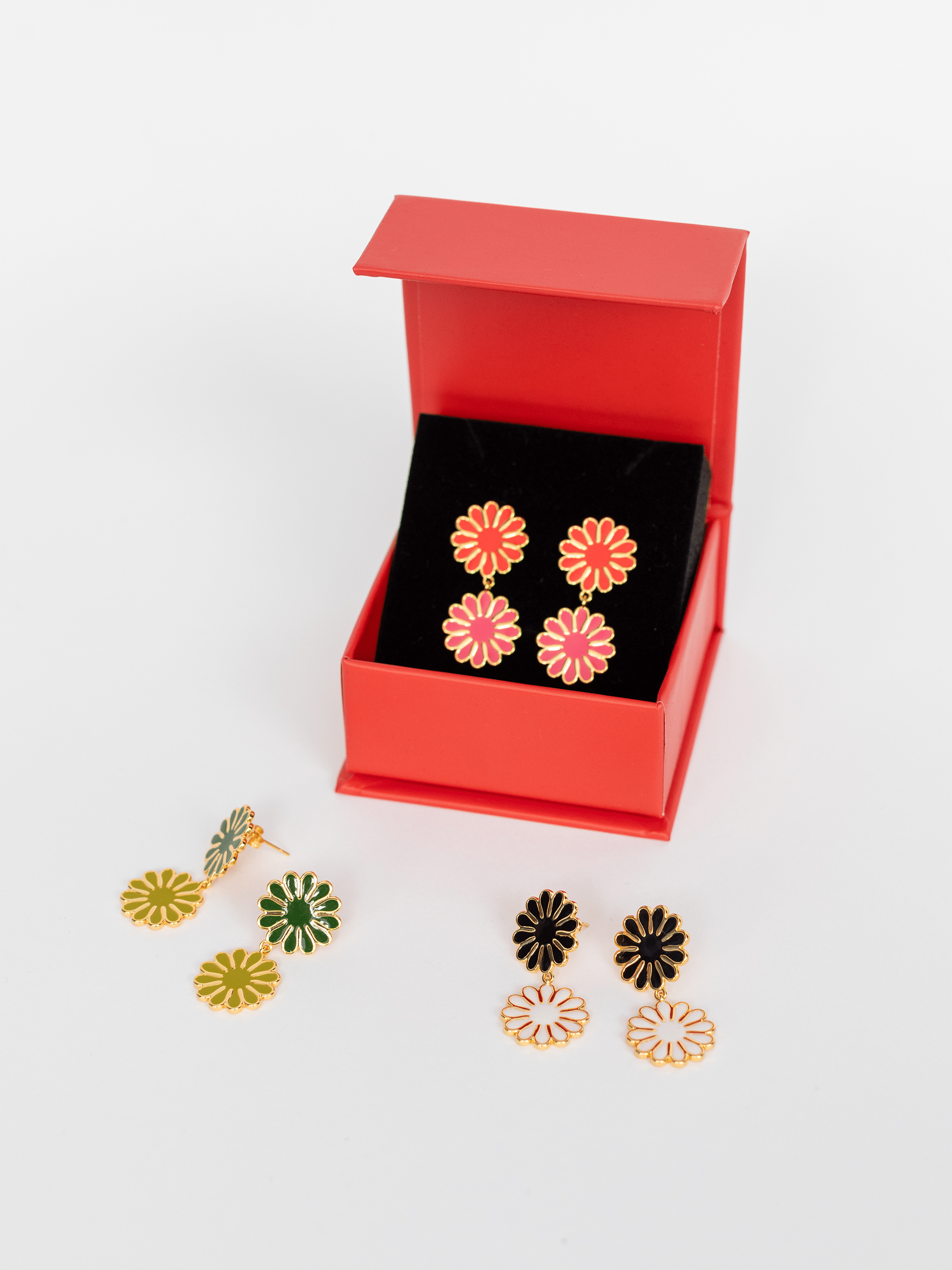 Short Spritz Earrings Azalea - Lesley Evers - Accessories - accessory - pebble
