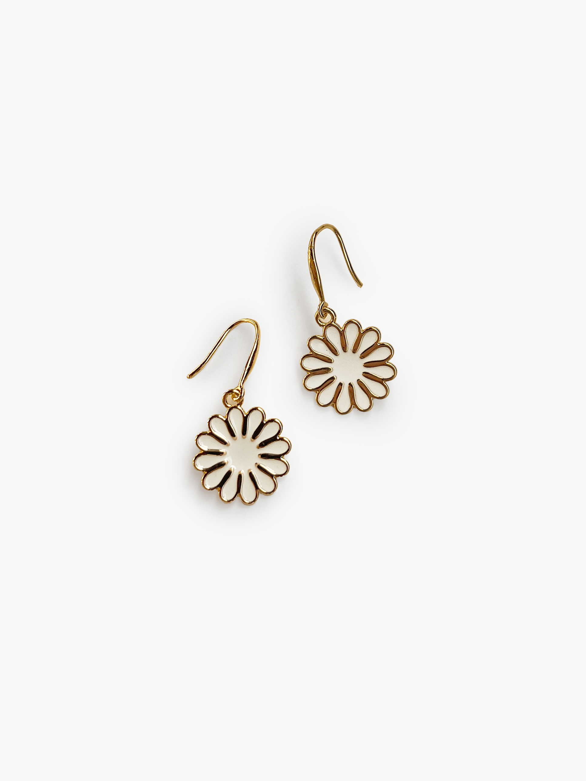 Single Spritz Earrings Ivory - Lesley Evers - Accessories - accessory - pebble