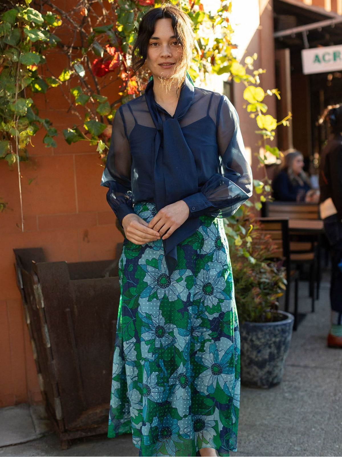 SOPHIE skirt Wild Bloom Navy - Lesley Evers-Bottoms-Shop-Shop/All Products