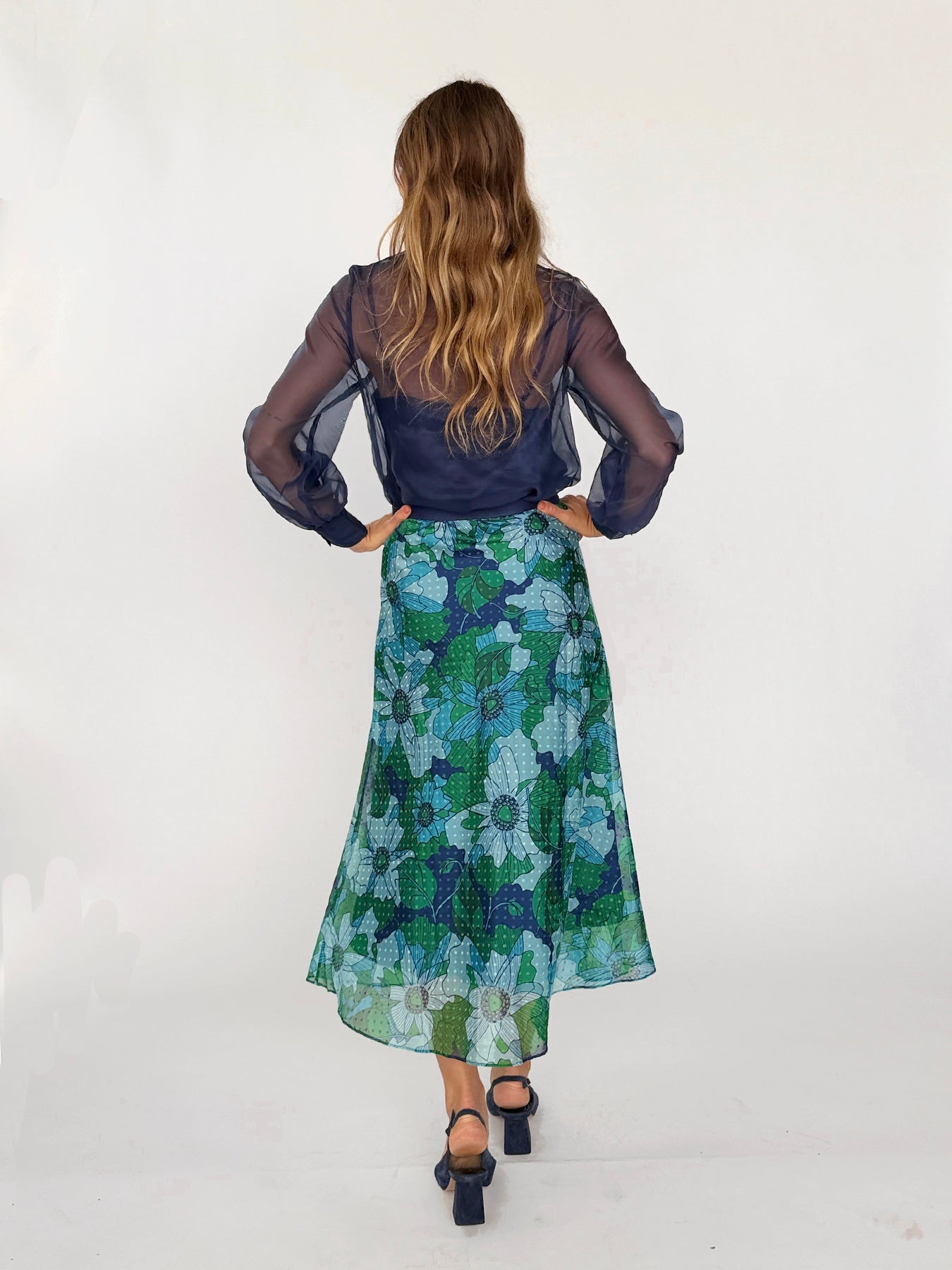 SOPHIE skirt Wild Bloom Navy - Lesley Evers-Bottoms-Shop-Shop/All Products