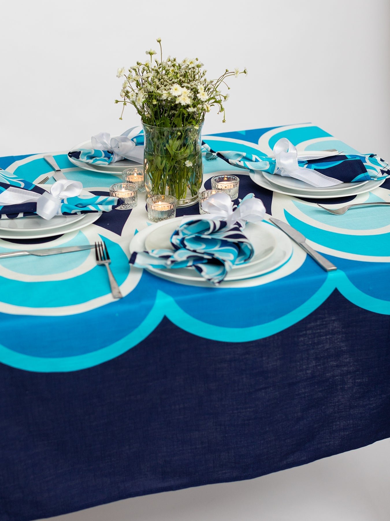 TABLECLOTH Rio Blue - Lesley Evers - 23 - HG200 - W1 - Gems - gems garnet