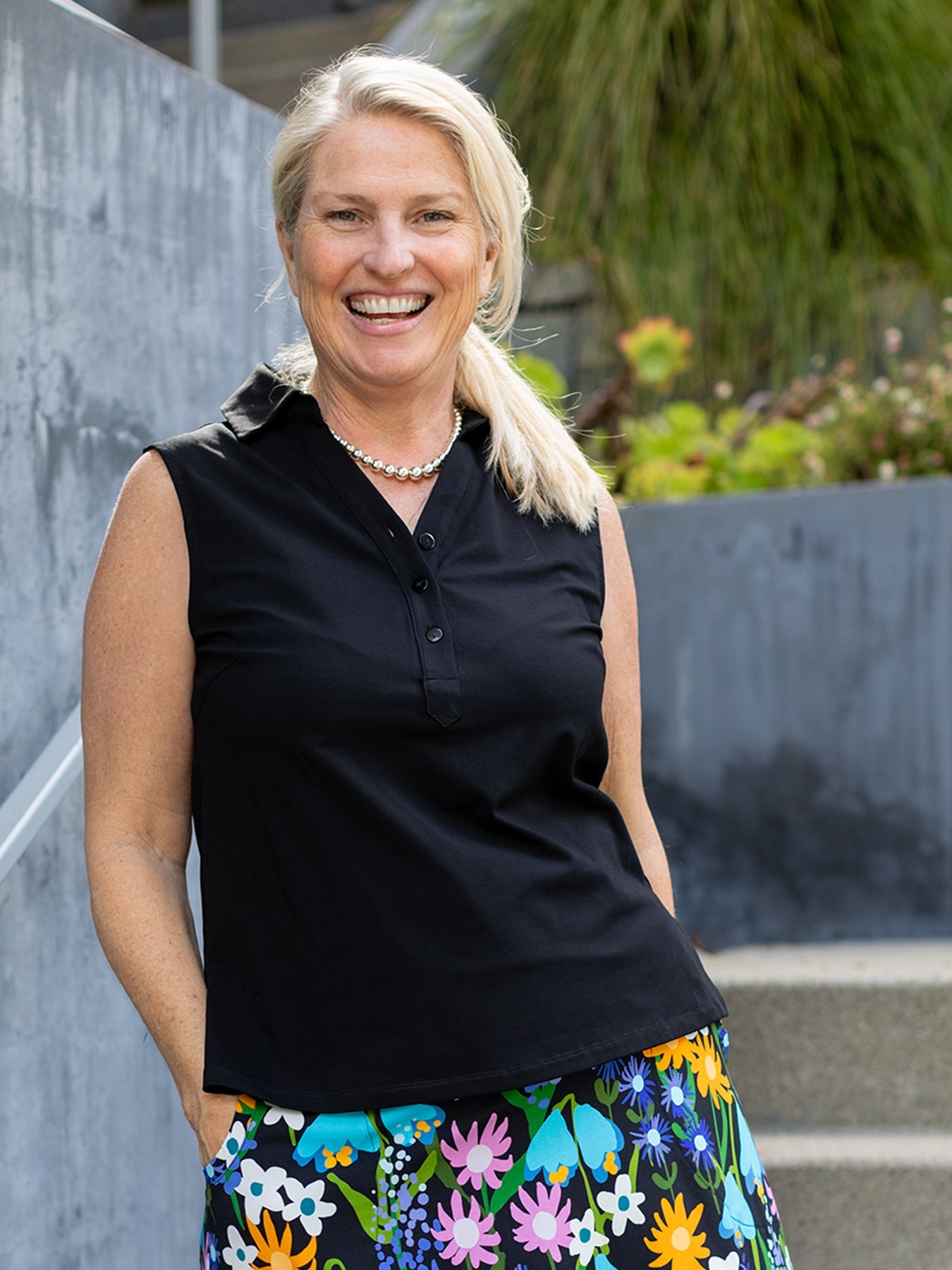 TESSA top Black - Lesley Evers - Button Top - clothing - colorful