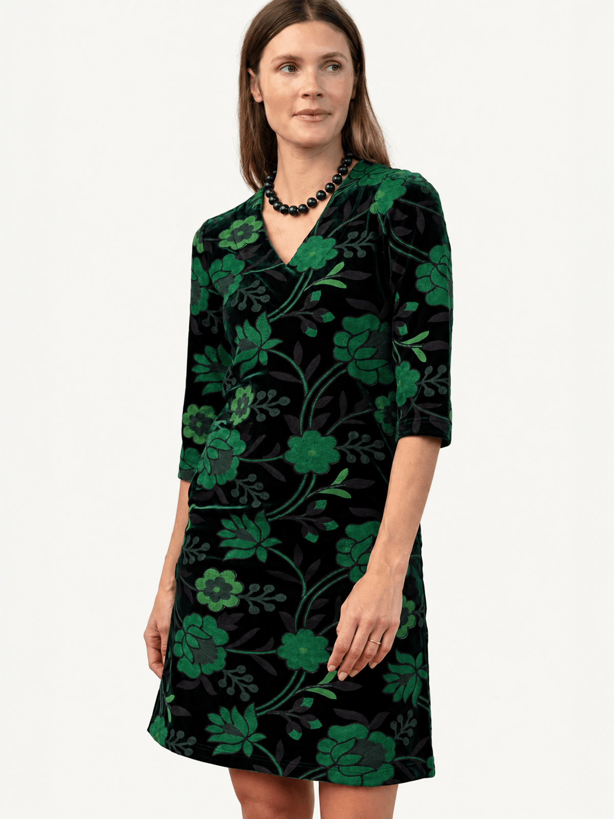 VERONICA dress Embroidered Velvet Green - Lesley Evers-Black-Dress-Shop