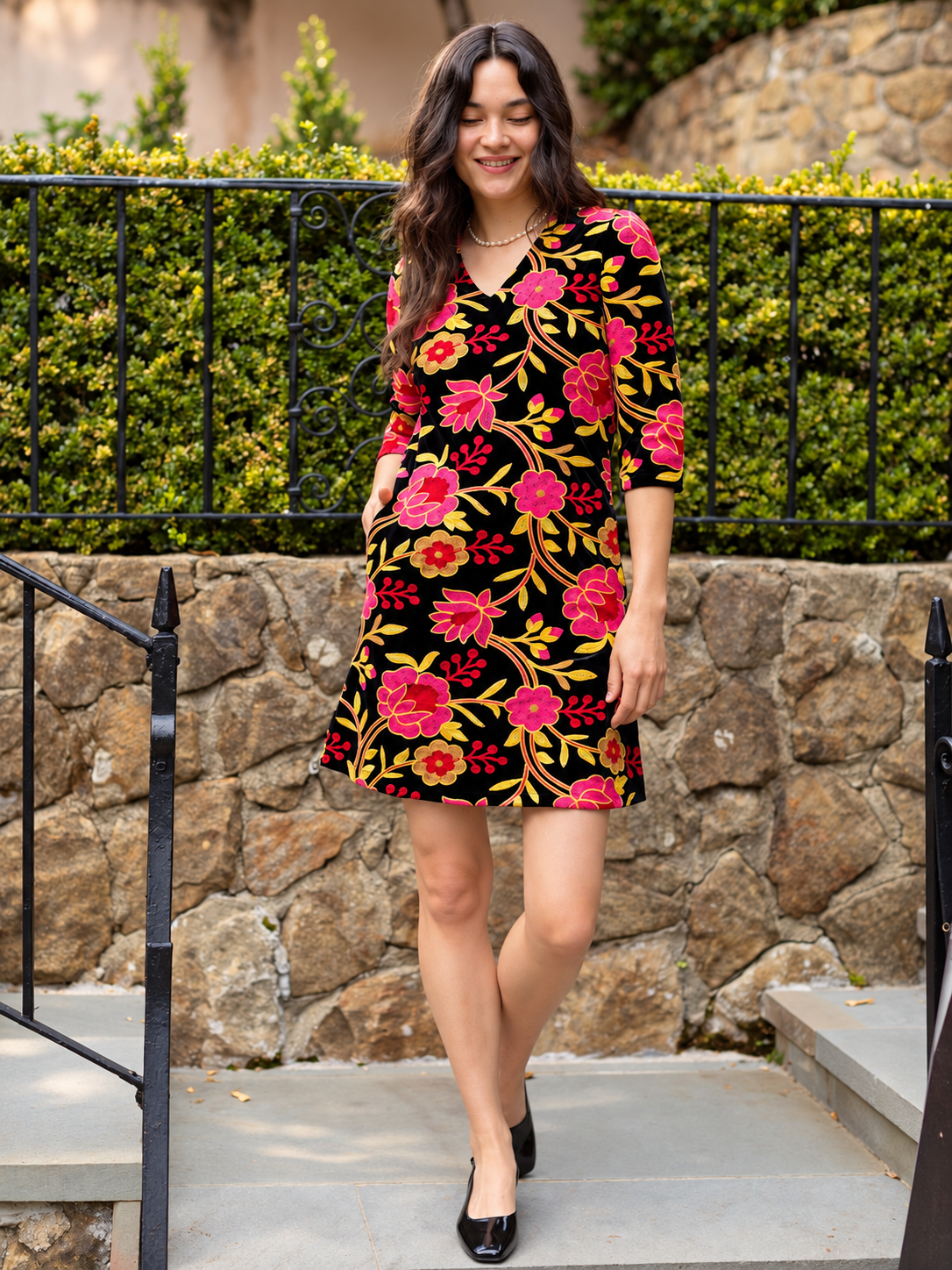 VERONICA dress Embroidered Velvet Pink - Lesley Evers-Black-Dress-Shop