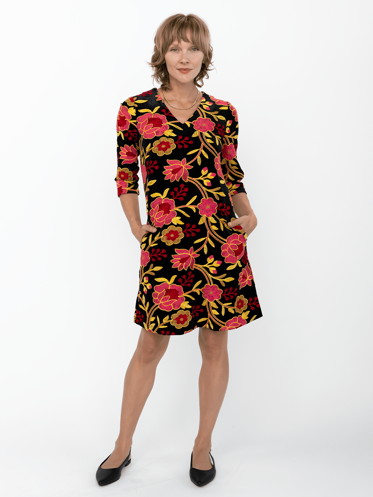 VERONICA dress Embroidered Velvet Pink - Lesley Evers-Black-Dress-Shop