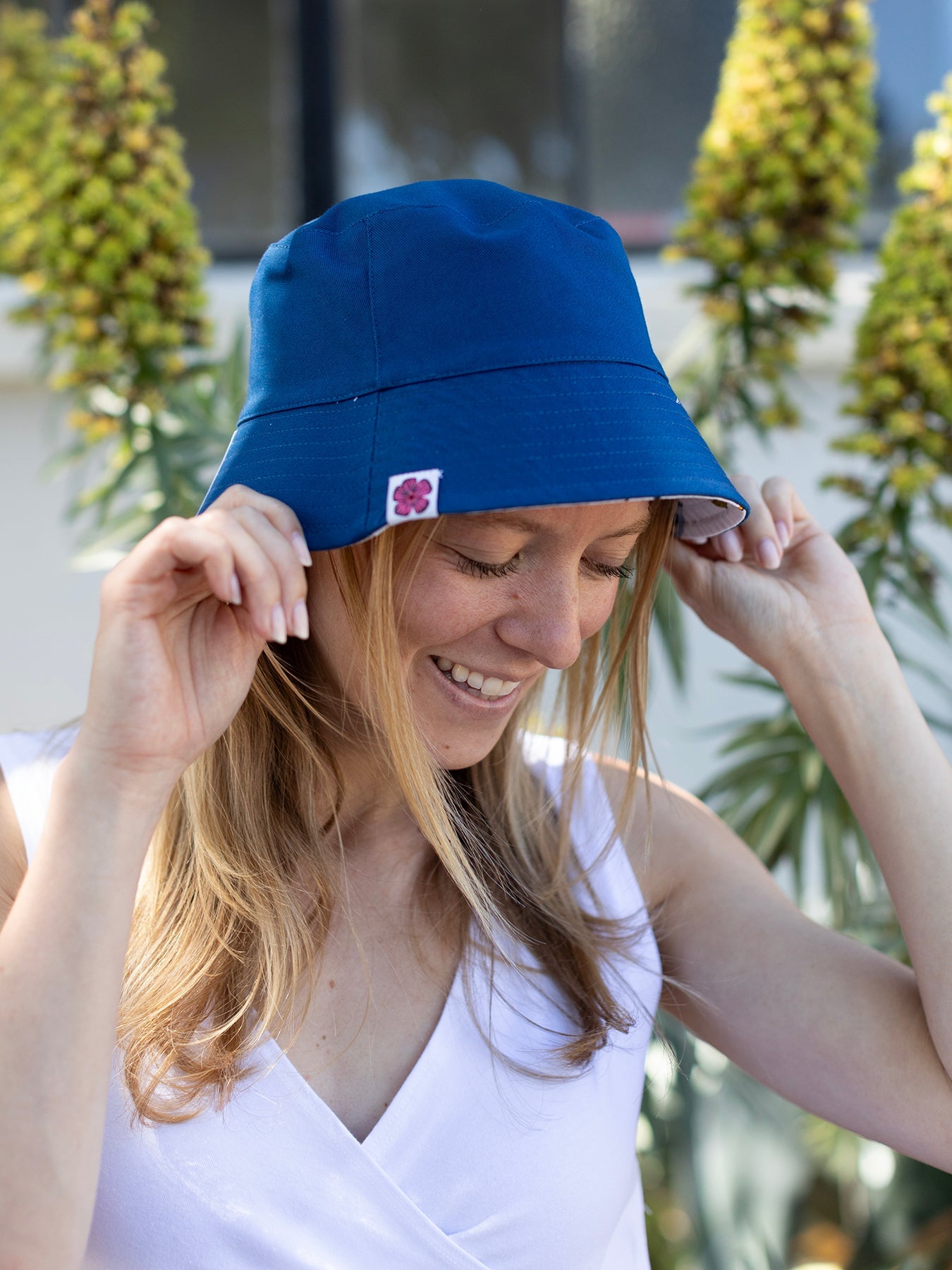 BERTA bucket hat Birds - Lesley Evers-Best Seller-birds-bucket hat