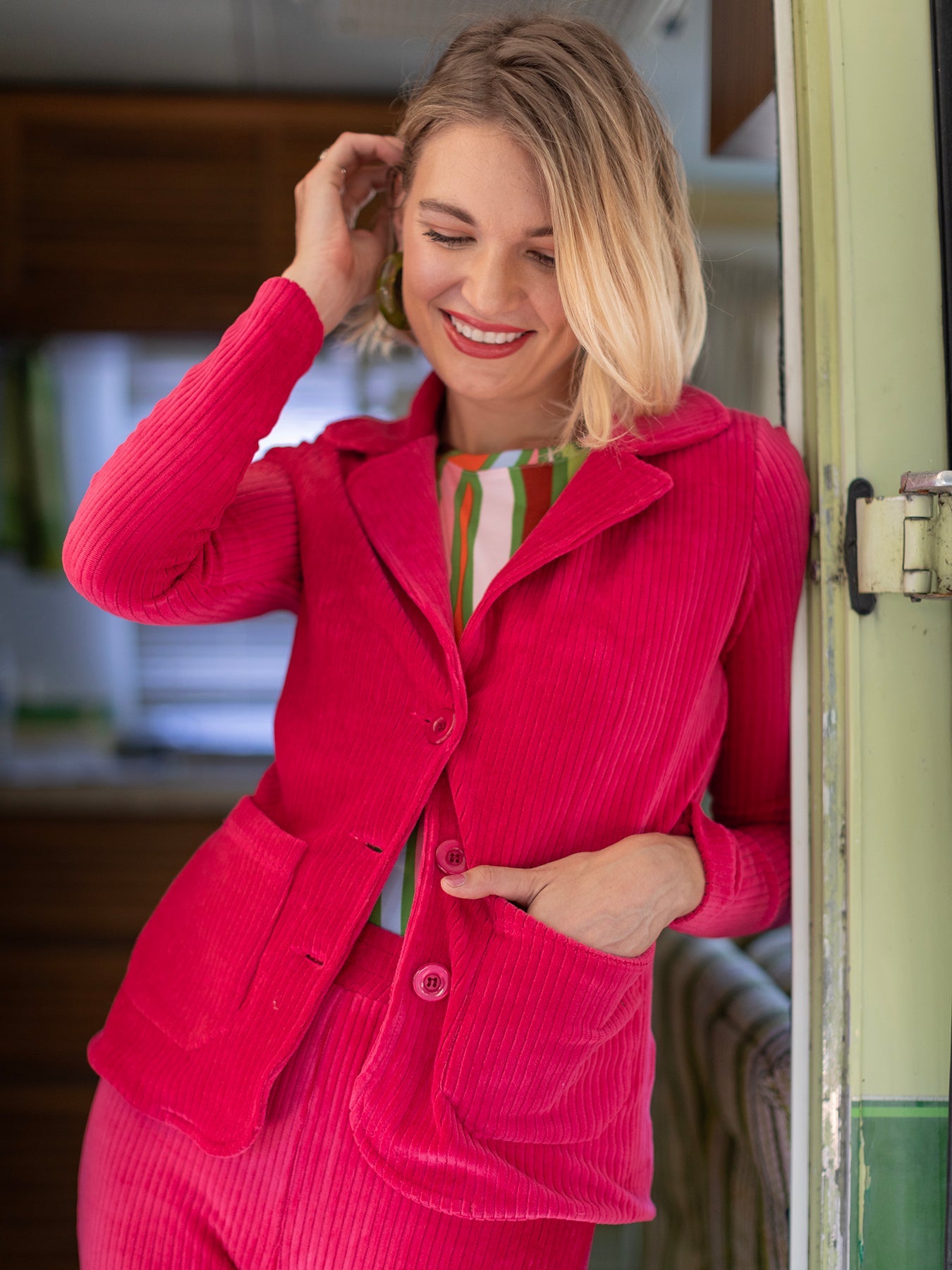 BLAIR blazer Pink - Lesley Evers-Black-blazer-Jacket