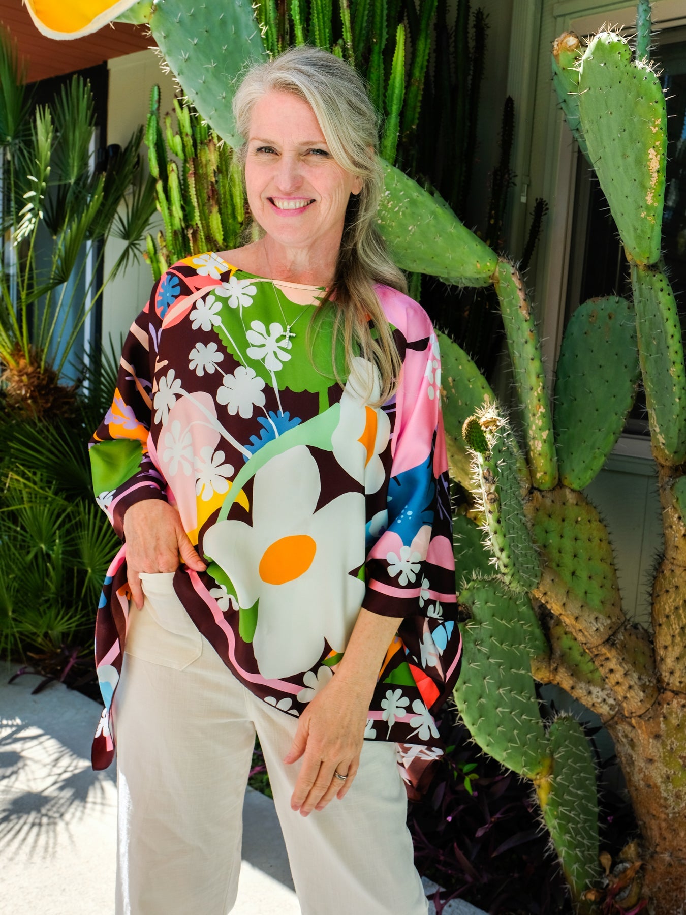 CELESTE silk top Meadow Flower Brown - Lesley Evers-celeste-floral-meadow flower