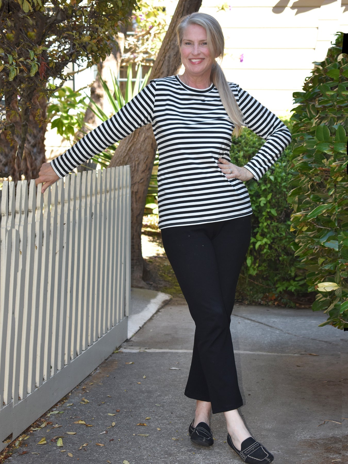 JEANETTE tee Black & Ivory Stripe - Lesley Evers-Black-black and white-Shop