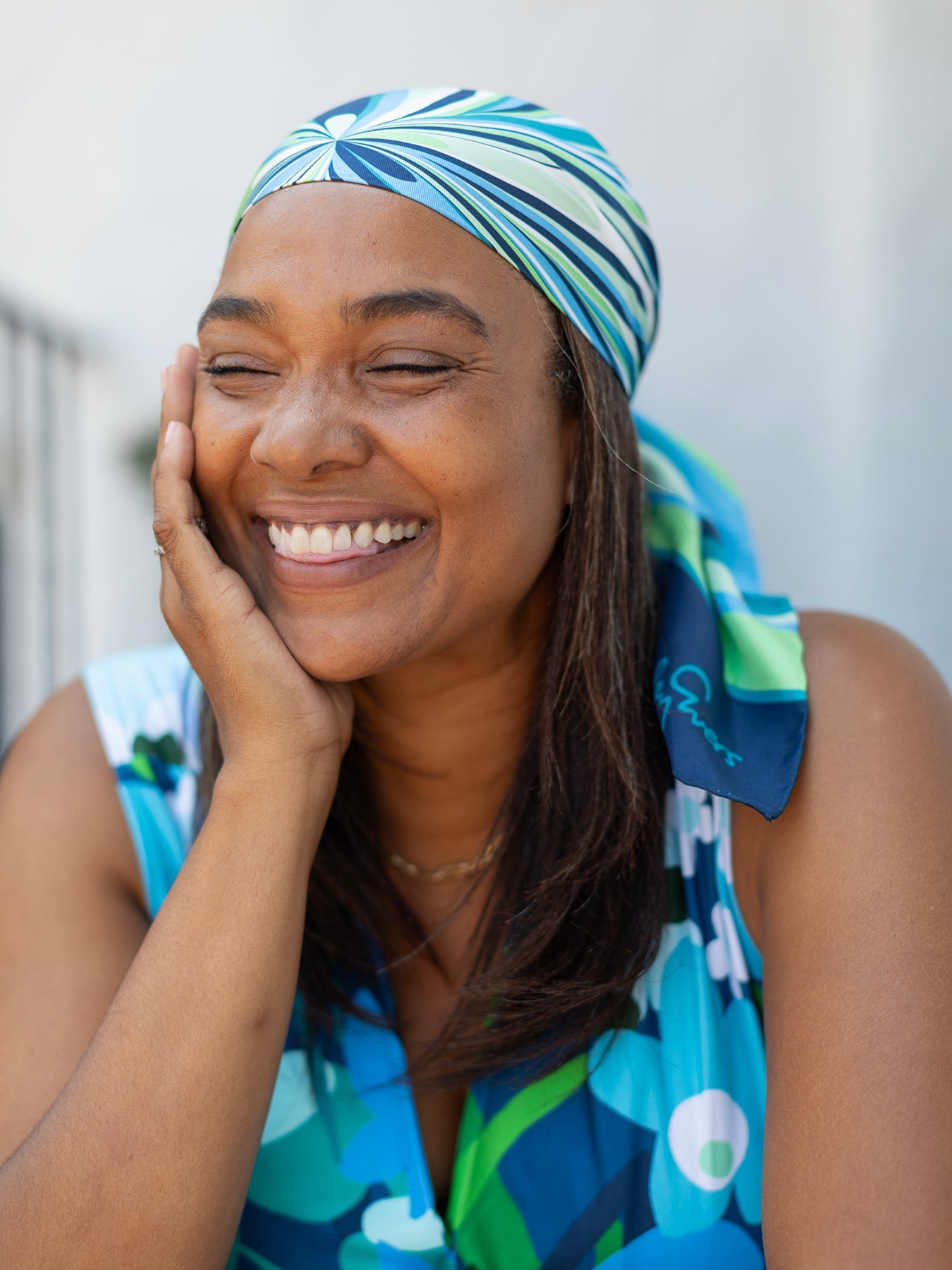 LILLIAN silk twill scarf Pinwheel Navy - Lesley Evers-Accessories-cotton silk-scarf