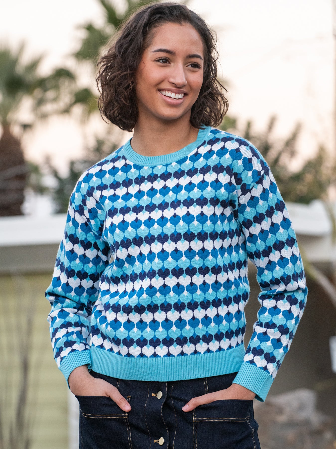 SYLVIE sweater Blue Hearts - Lesley Evers-hearts-JanSweaterSale-Shop