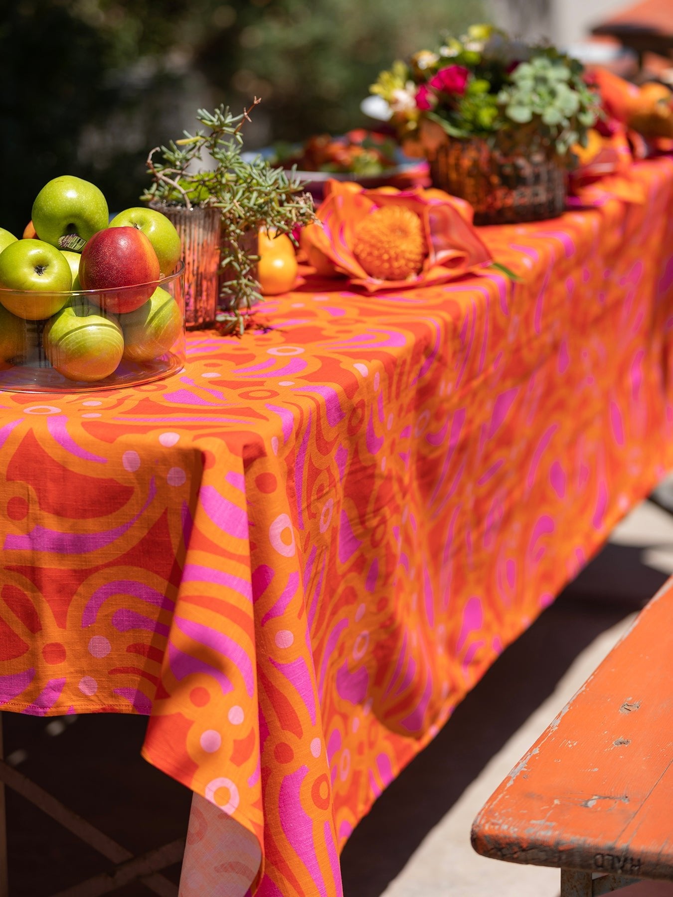 TABLECLOTH Chicka Boom Orange - Lesley Evers-chicka boom-chicka boom orange-Giftable