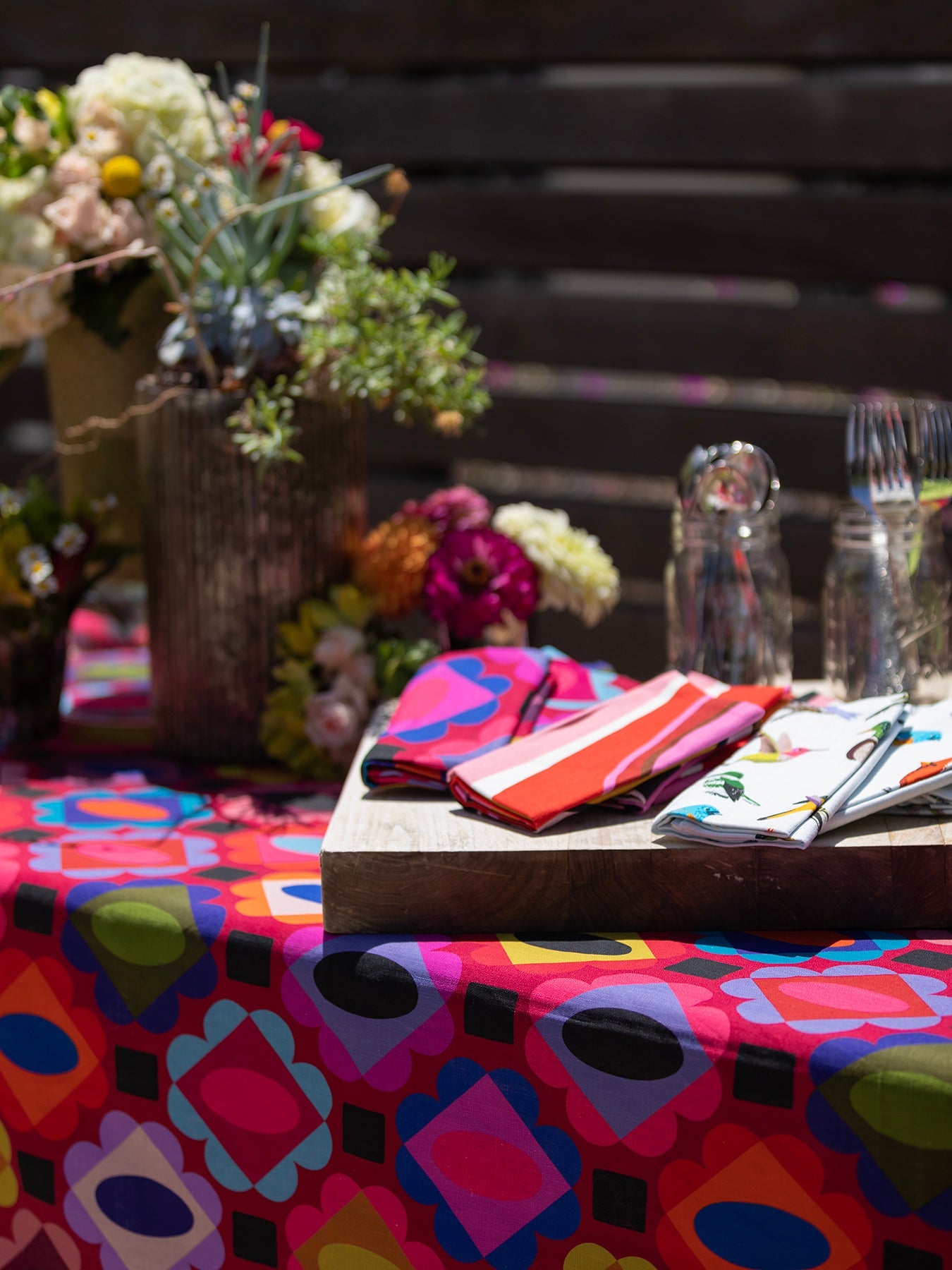 TABLECLOTH Gems Garnet - Lesley Evers-Gems-gems garnet-Giftable