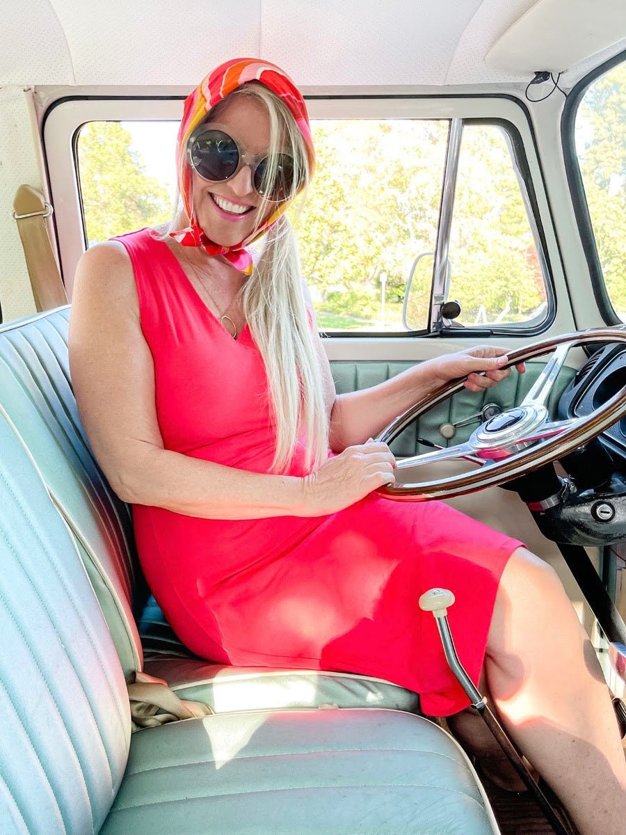 Hello Summer! - Lesley Evers