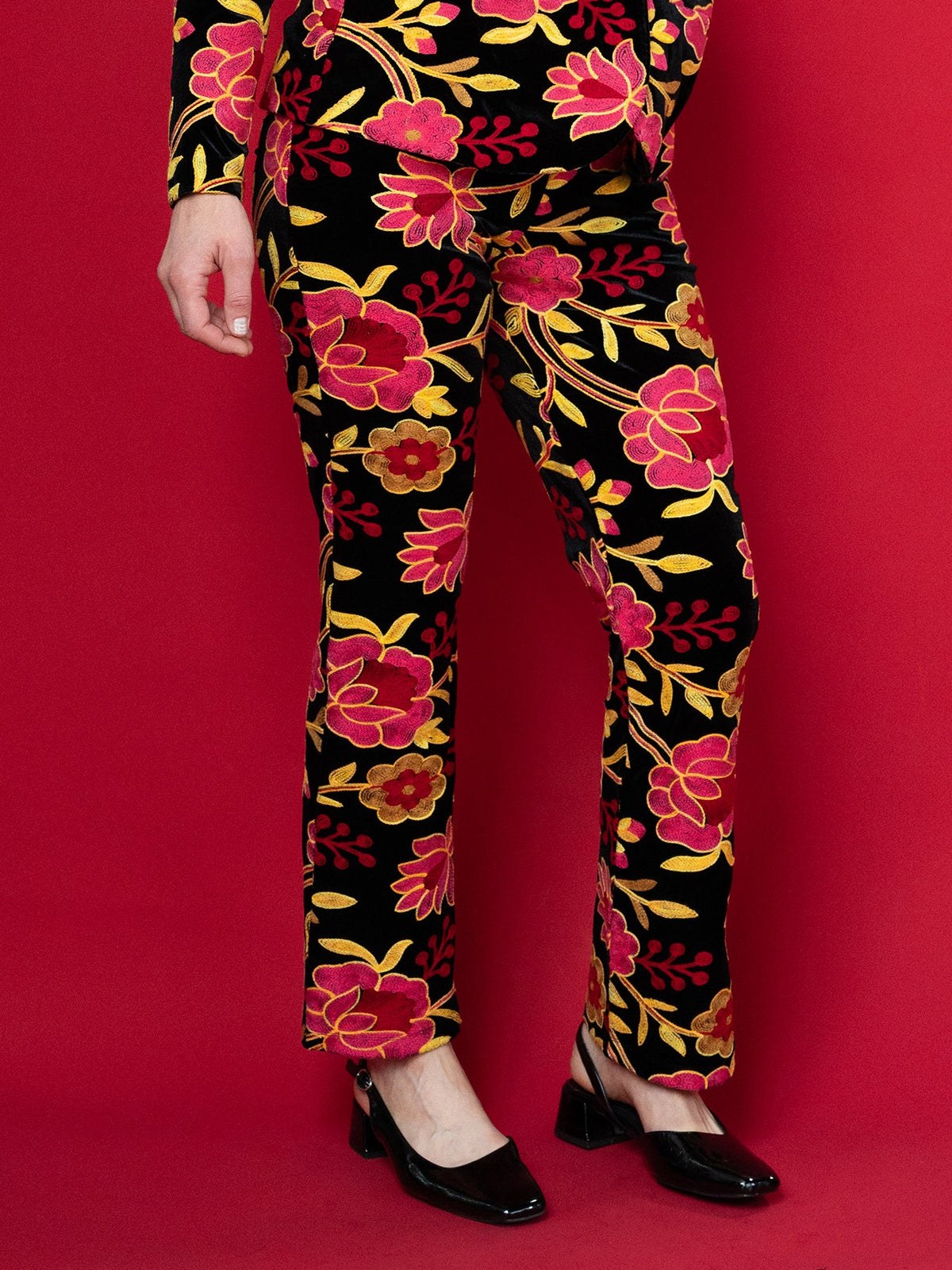 AUDREY pant Embroidered Velvet Pink - Lesley Evers-audrey-Black-Bottoms
