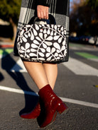 BONNIE cover Honeycomb Red & Fern Black and White - Lesley Evers - Accessories - black fern - Bonnie cover