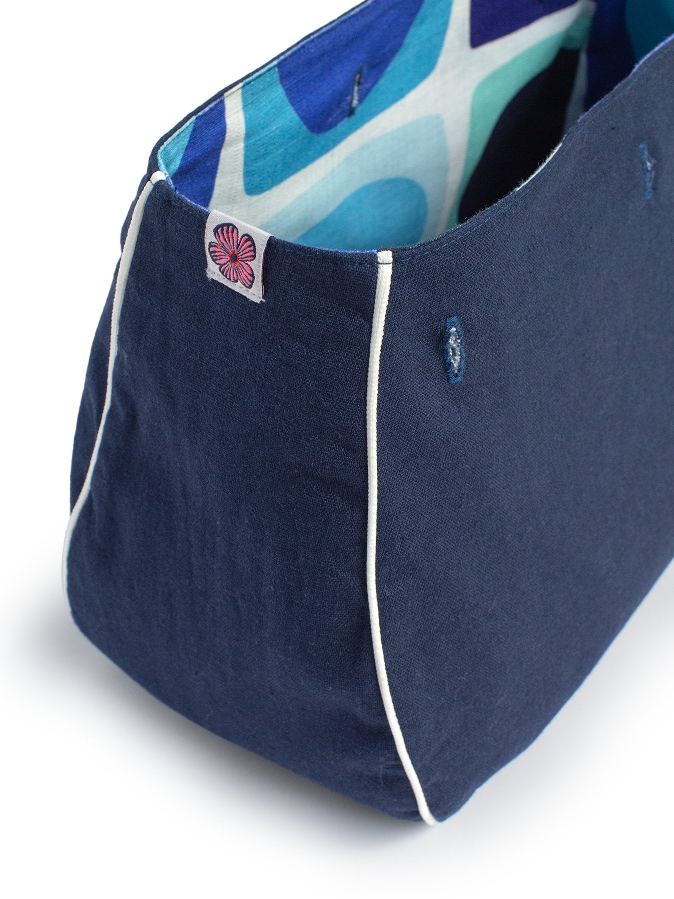 BAG COVER Sea Glass Blue & Navy – Lesley Evers