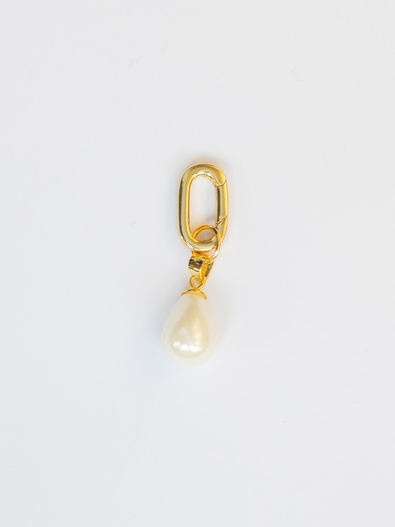 CHARM Pearl Drop - Lesley Evers - Accessories - accessory - Shop