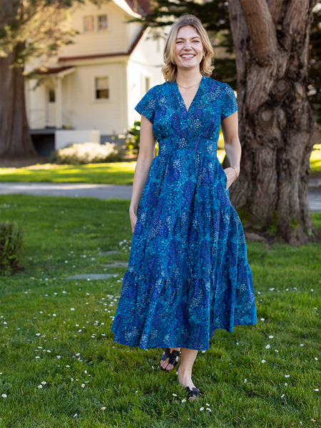 CHELSEA dress May Flowers Blue – Lesley Evers