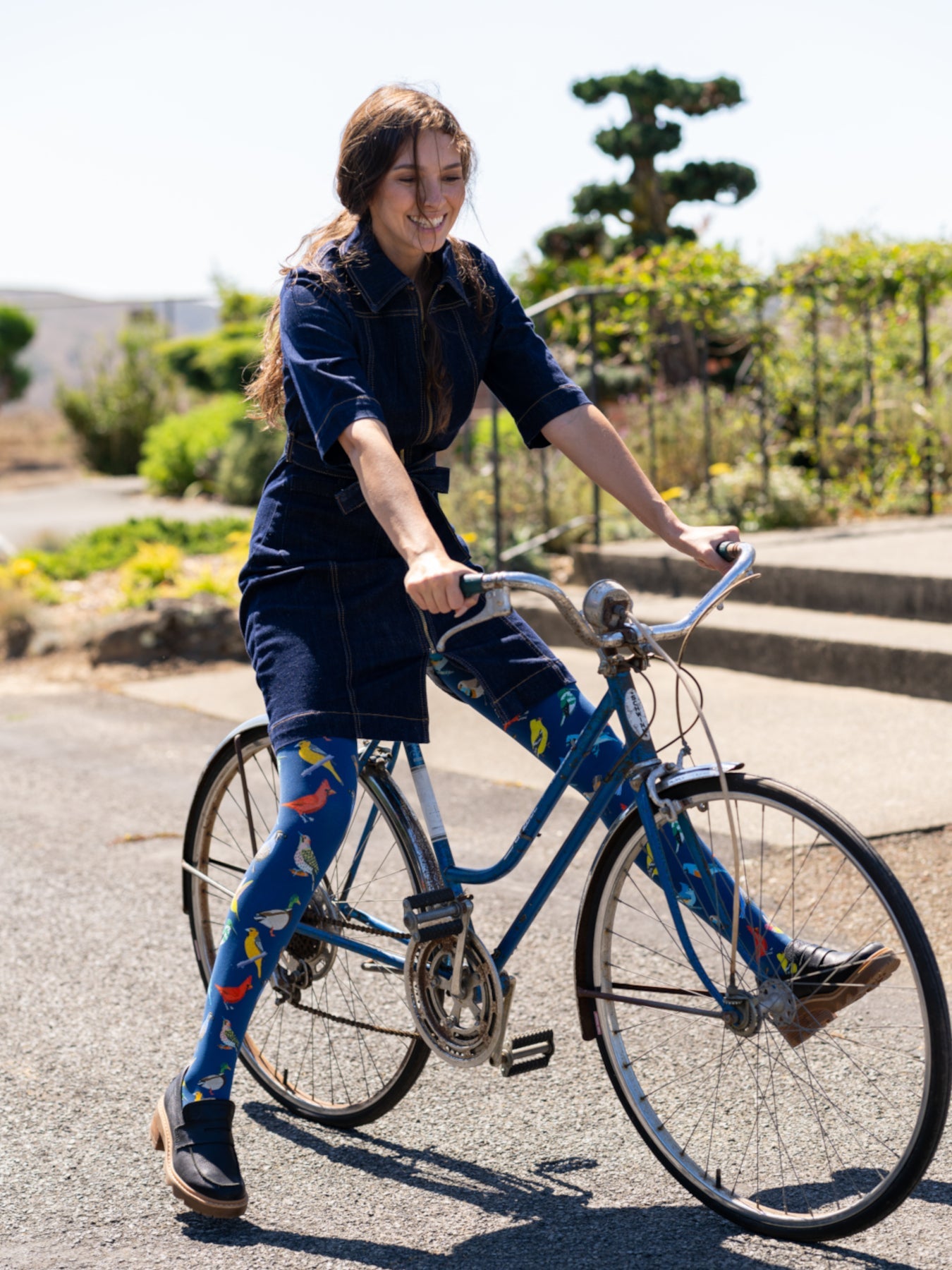 COCO tights Navy Birds - Lesley Evers - colorful - Colorful patterned tights - colorful tights