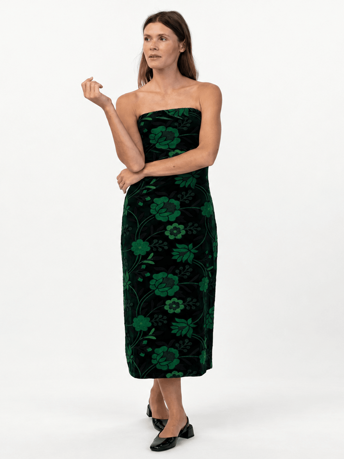 DANIKA dress Embroidered Velvet Green - Lesley Evers-Black-Dress-Shop