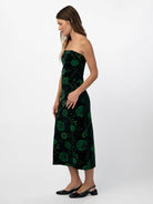 DANIKA dress Embroidered Velvet Green - Lesley Evers-Black-Dress-Shop