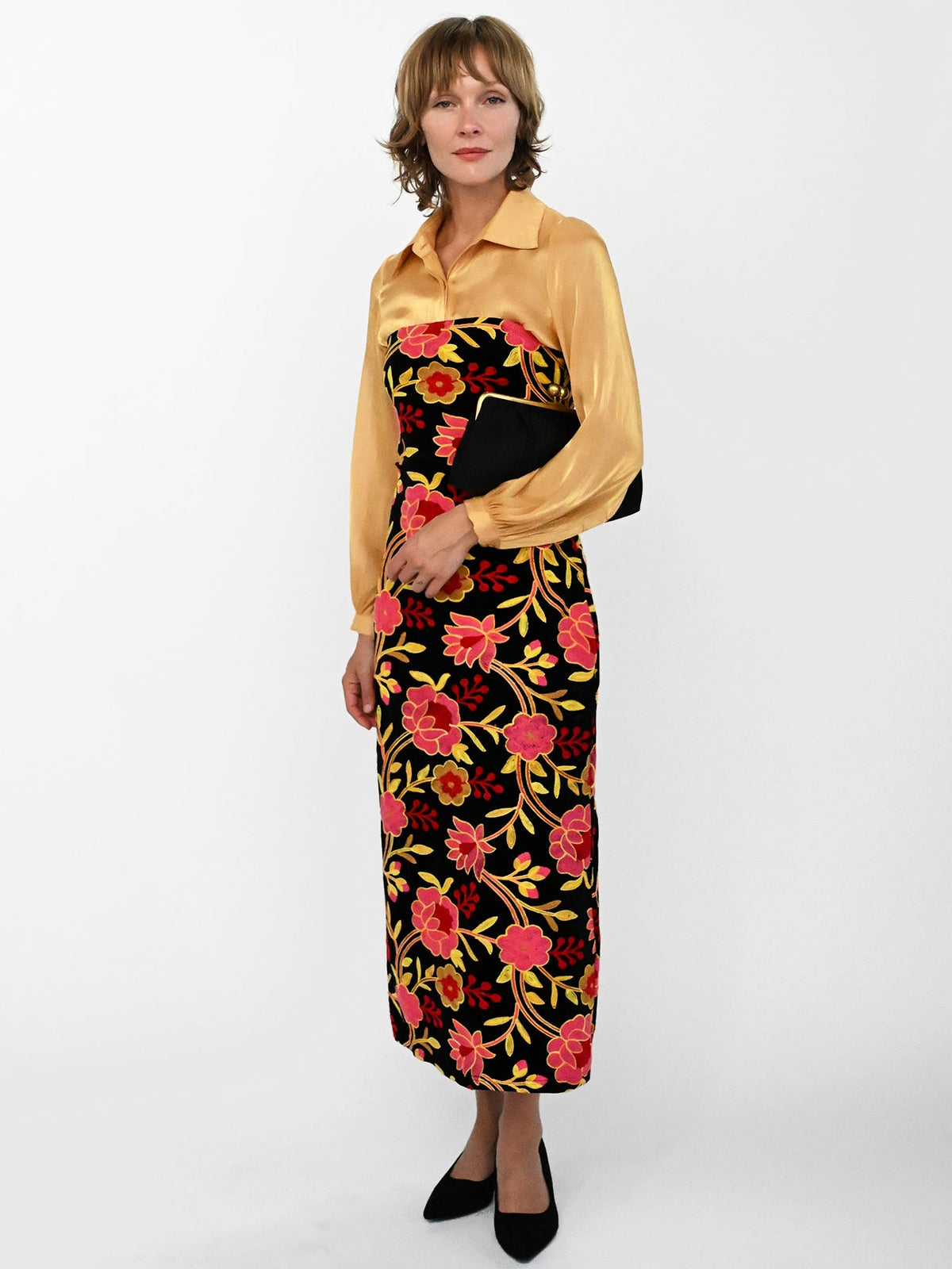 DANIKA dress Embroidered Velvet Pink - Lesley Evers-Black-Dress-Shop
