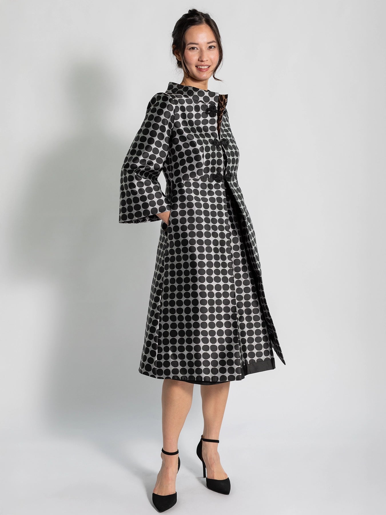 DAPHNE coat Black Dots - Lesley Evers - Best Seller - coat - outerwear