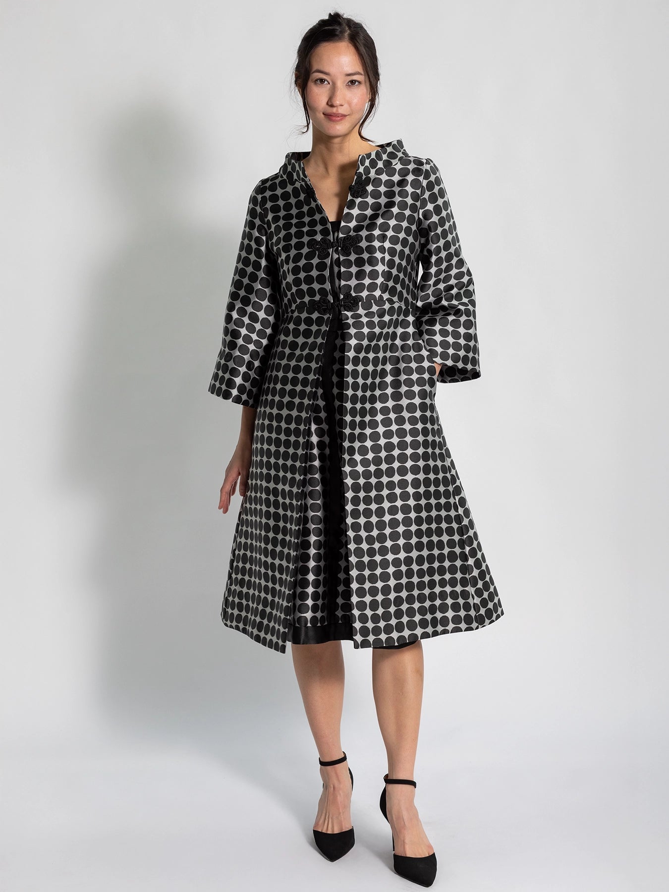 DAPHNE coat Black Dots - Lesley Evers - Best Seller - coat - outerwear