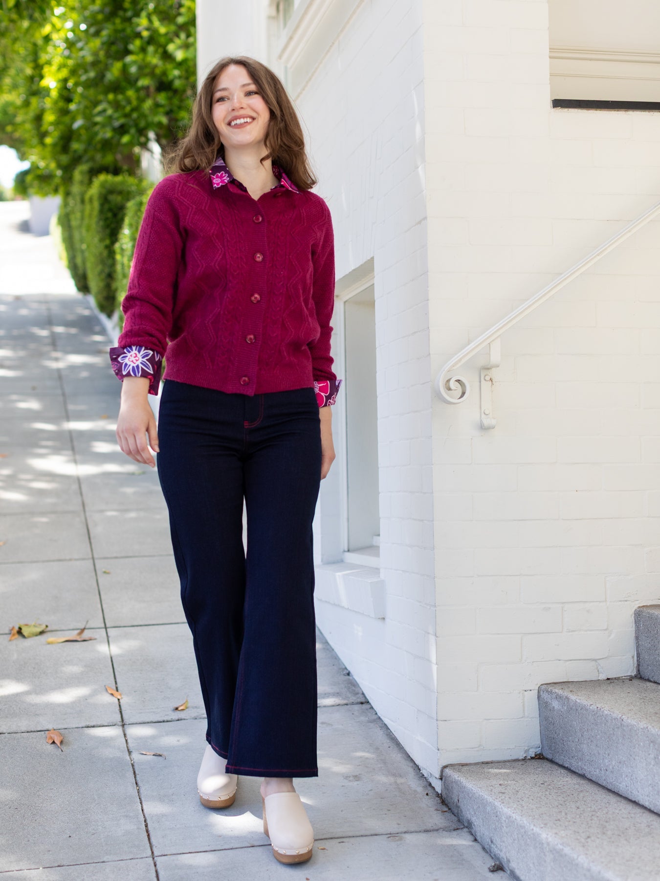 EMMA cardigan Berry – Lesley Evers