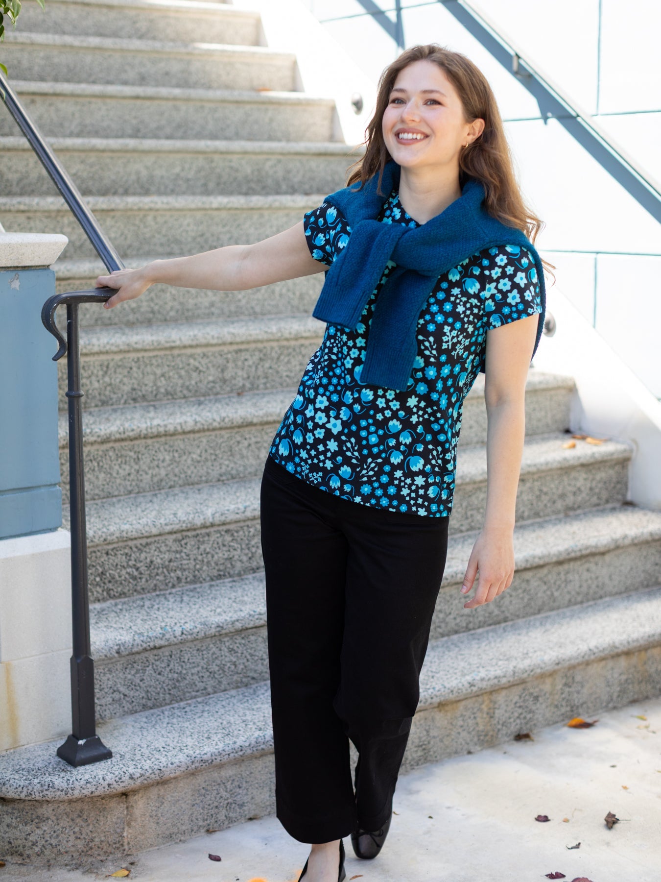 EMMA cardigan Blue – Lesley Evers
