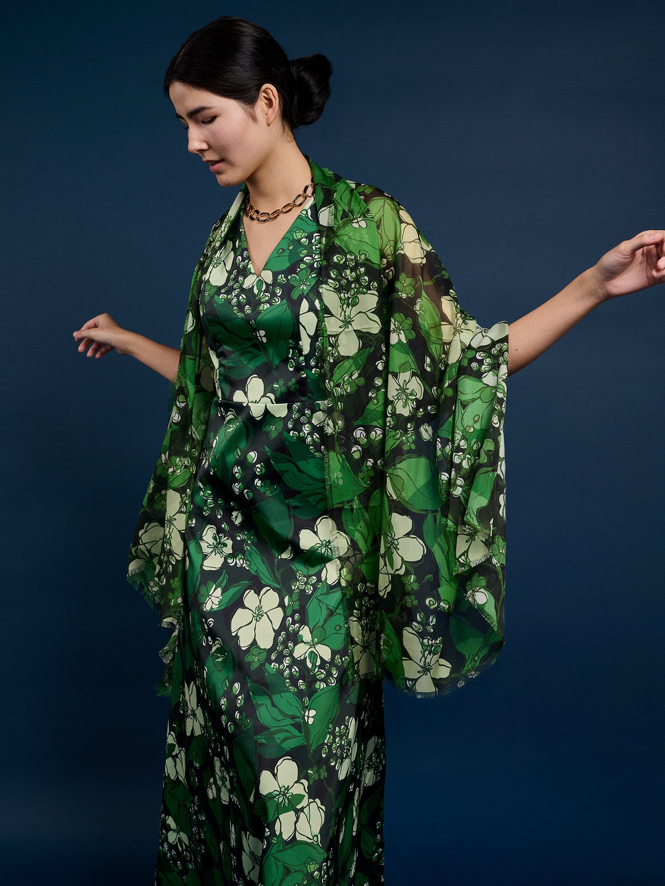 ESME silk scarf Plum Blossom Emerald - Lesley Evers - Accessories - BF200 - esme